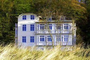 Villa Strandeck FeWo6 - strandnah, Meerblick, Balkon, Binz